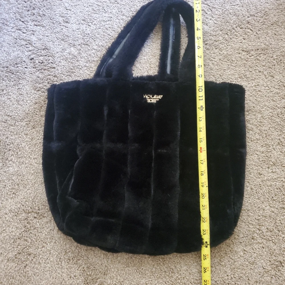Victoria Secret Hobo Weekender Black‎ Faux Fur Bag Overnight Shoulder Bag